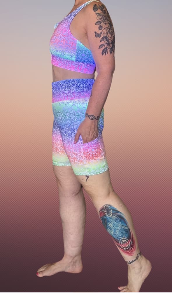 Mandala Glow Day Shorts