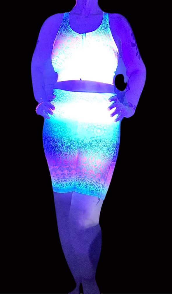 Mandala Glow Day Shorts
