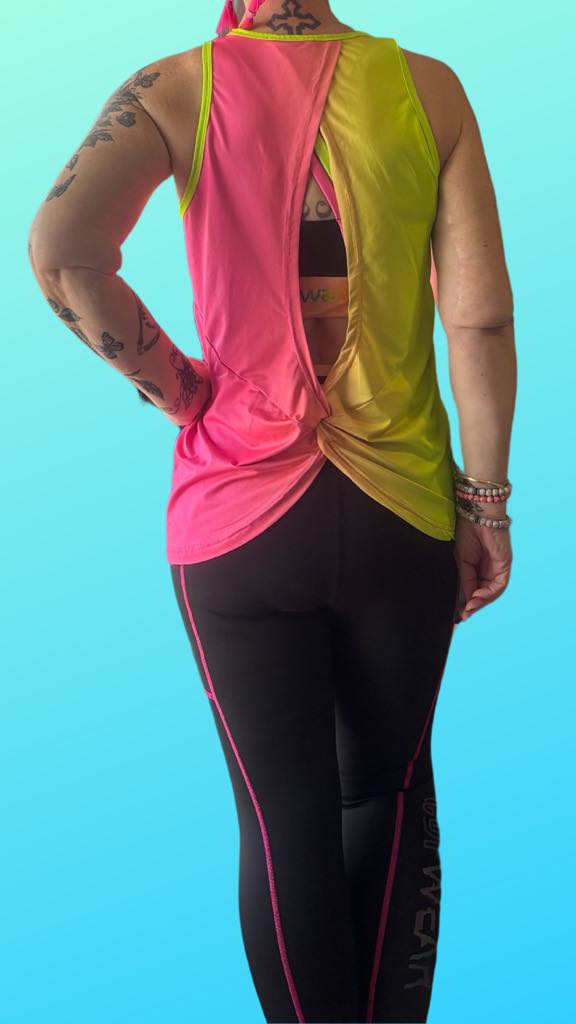 CDFWEAR Ombre Twist Top