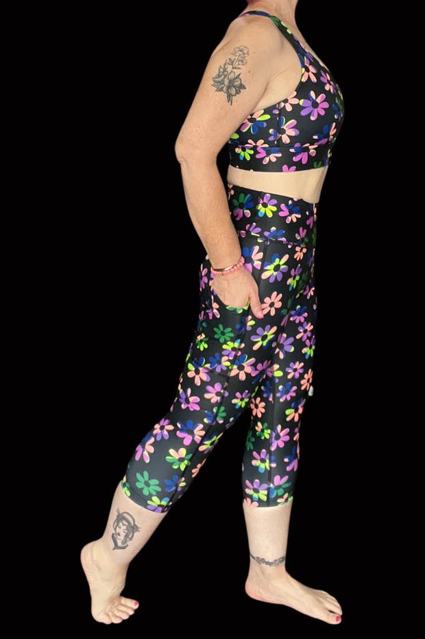 Blossom Burst Capri