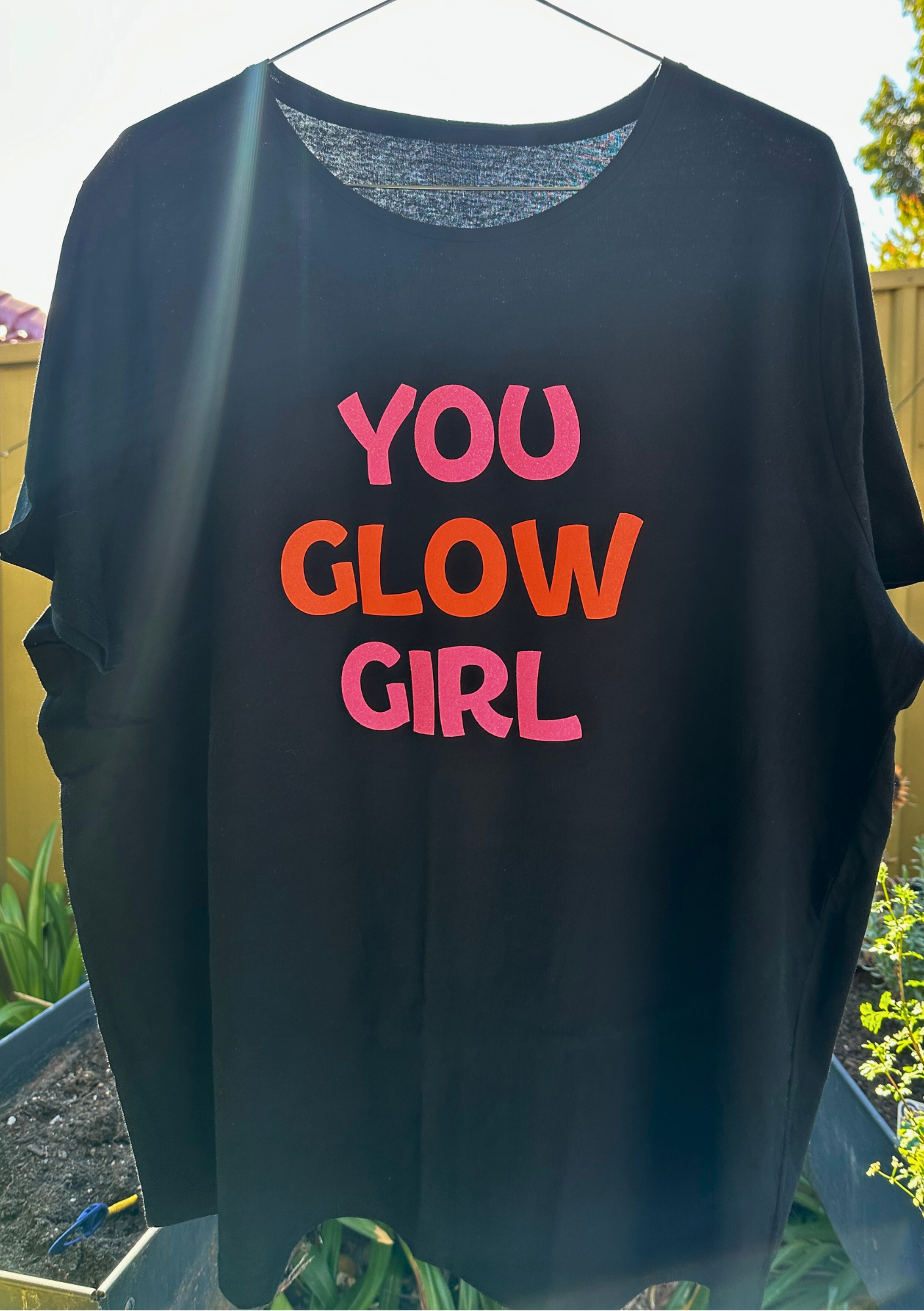 CDF CLASS T-SHIRTS -You Glow Girl